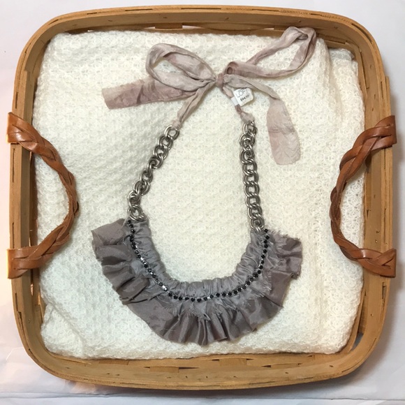 LOFT Jewelry - NWT Loft by AnnTaylor Silk & Silver Chain necklace